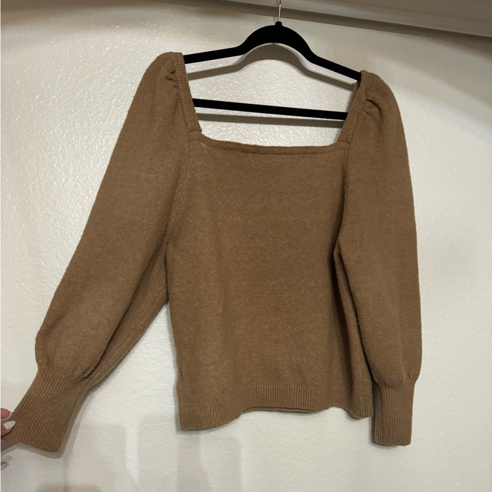 H&M, square neck puff sleeve tan sweater. Size XL.